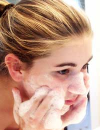 Acne spots pimples treating Acne 